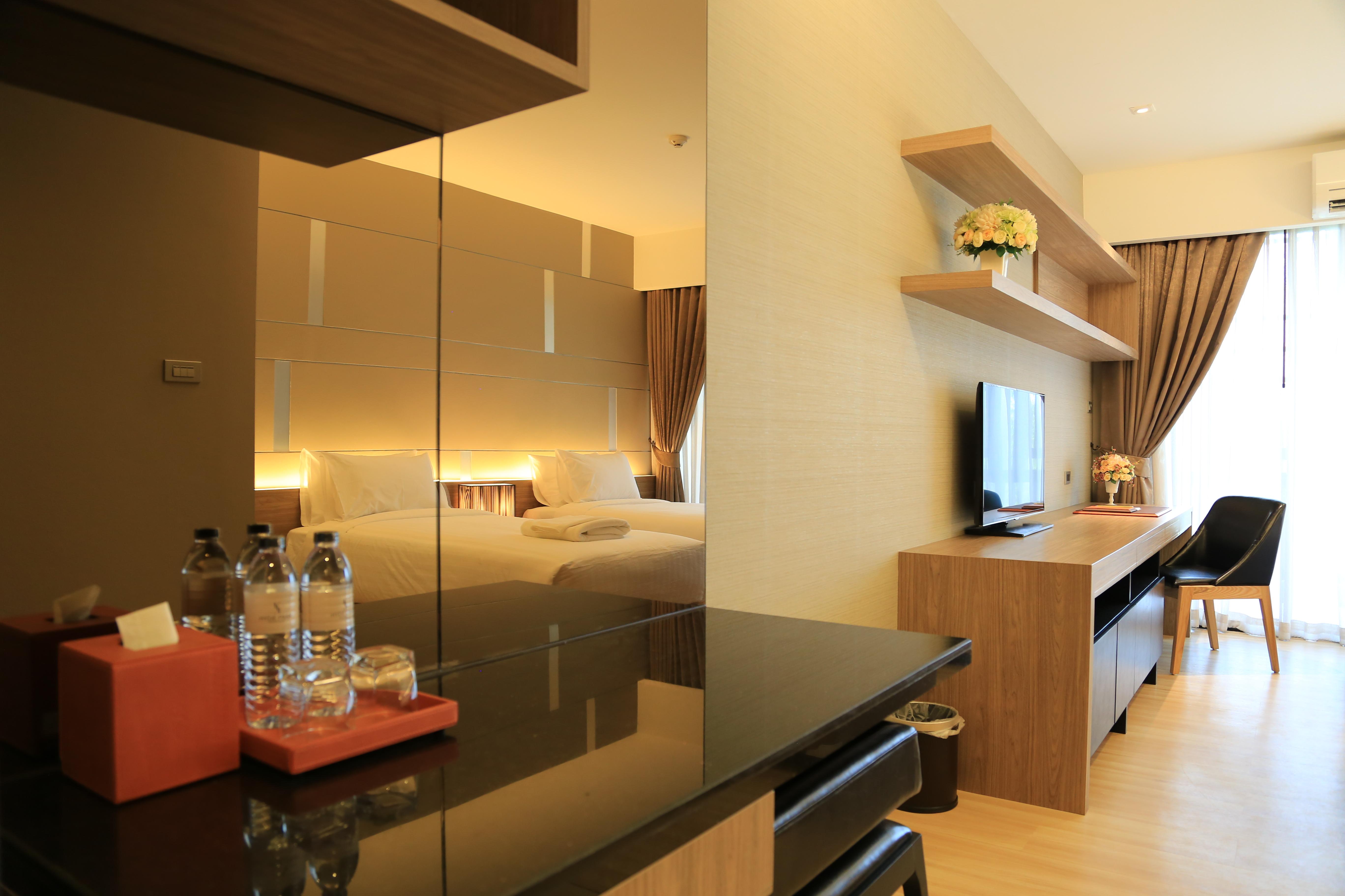 Hyde Park Chiangmai Hotel Chiang Mai Bagian luar foto