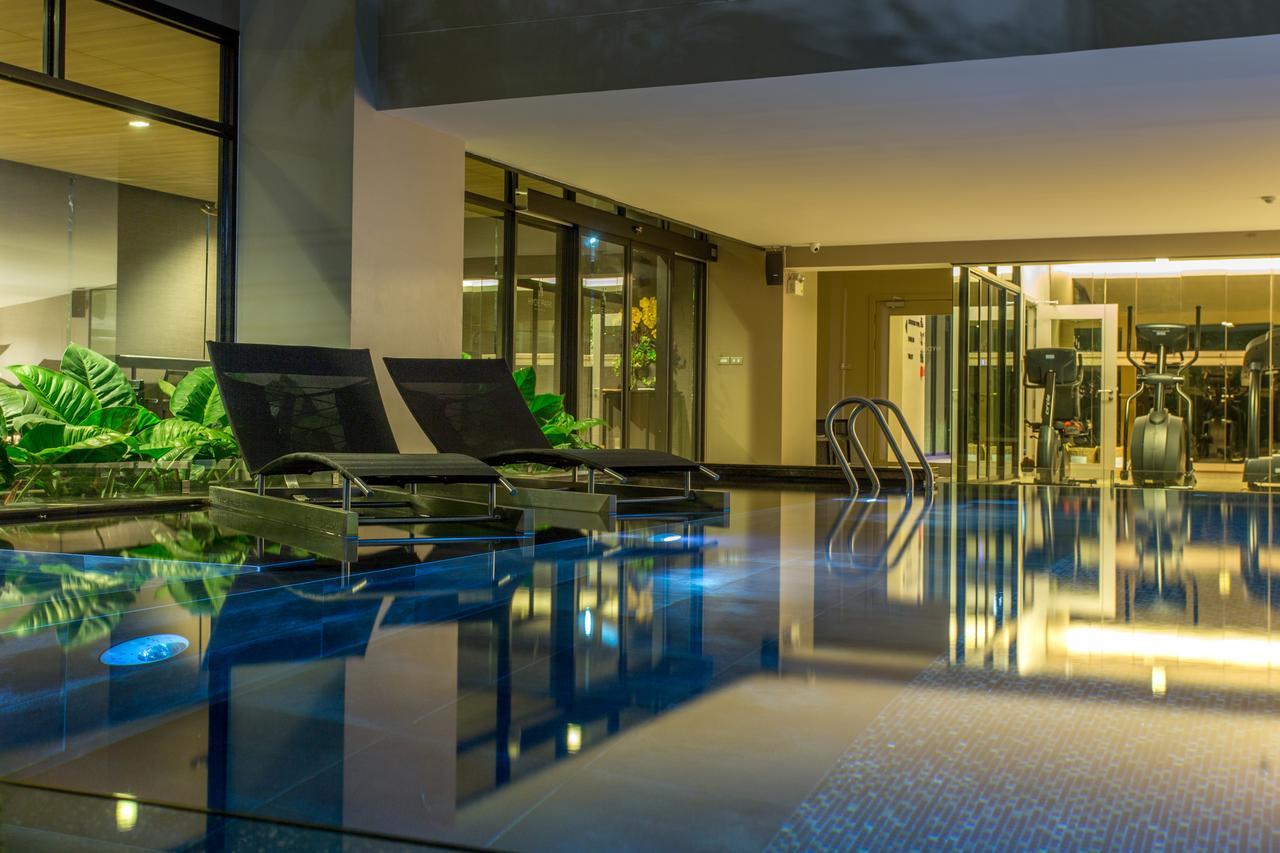 Hyde Park Chiangmai Hotel Chiang Mai Bagian luar foto